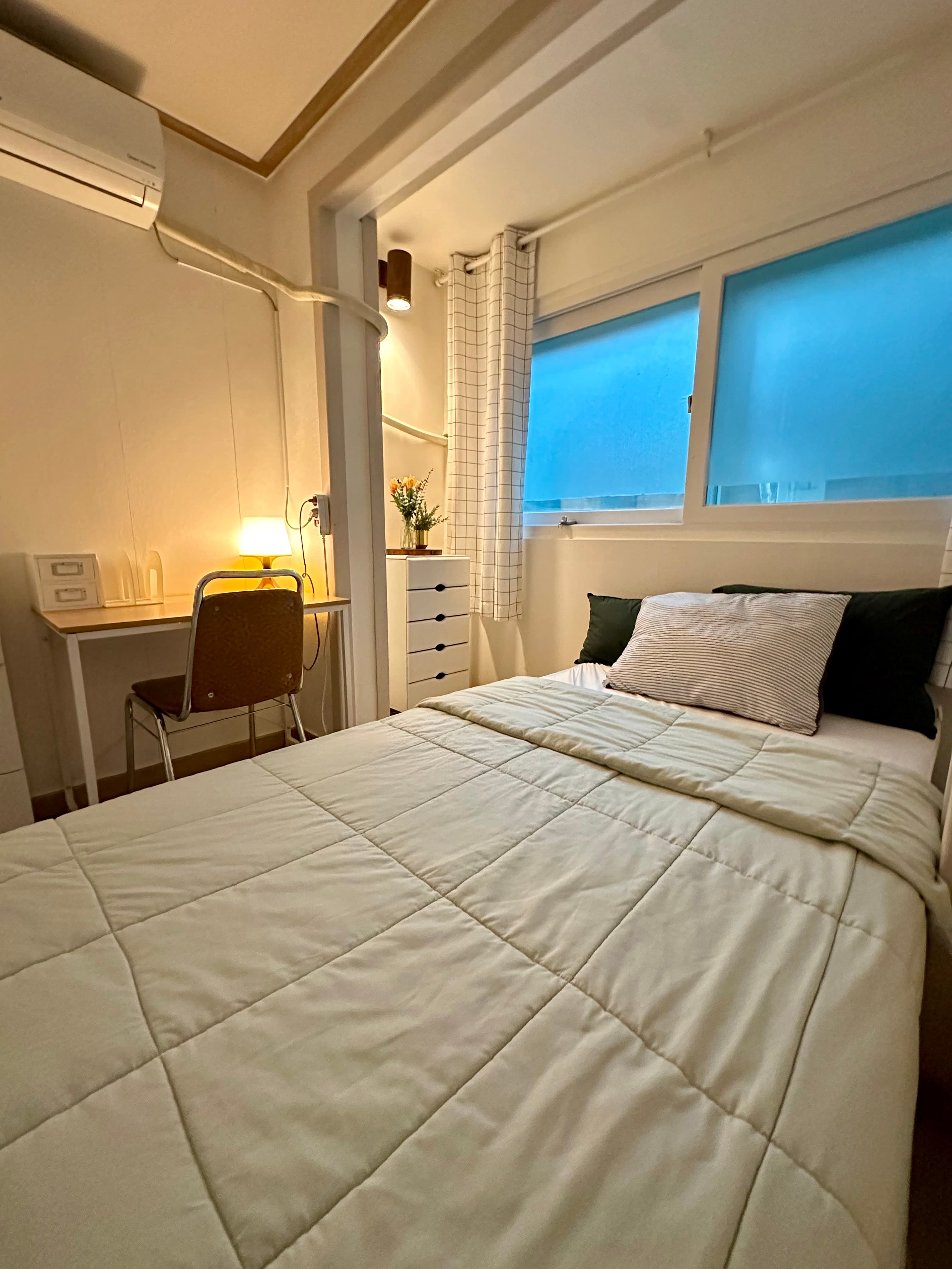 Hongdae Room